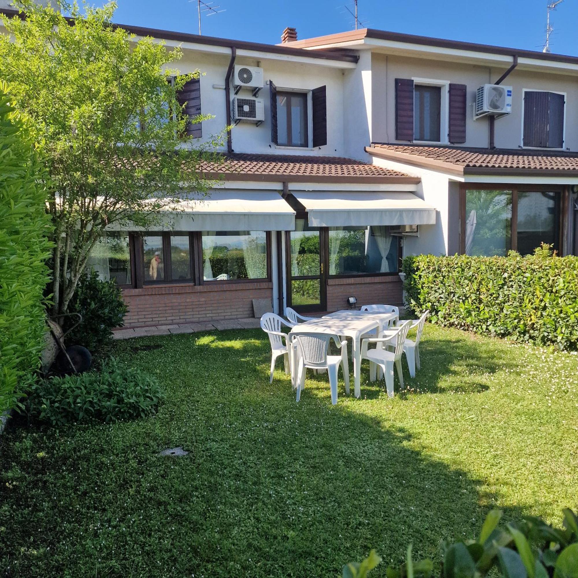 הוילה Bagnolo San Vito Residenza Vittoria מראה חיצוני תמונה